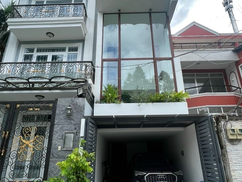 Nhà Anh Nguyễn Văn Luông - Quận 6