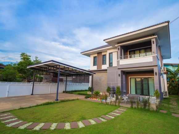 Mẫu Nhà Phố Có Sân Vườn